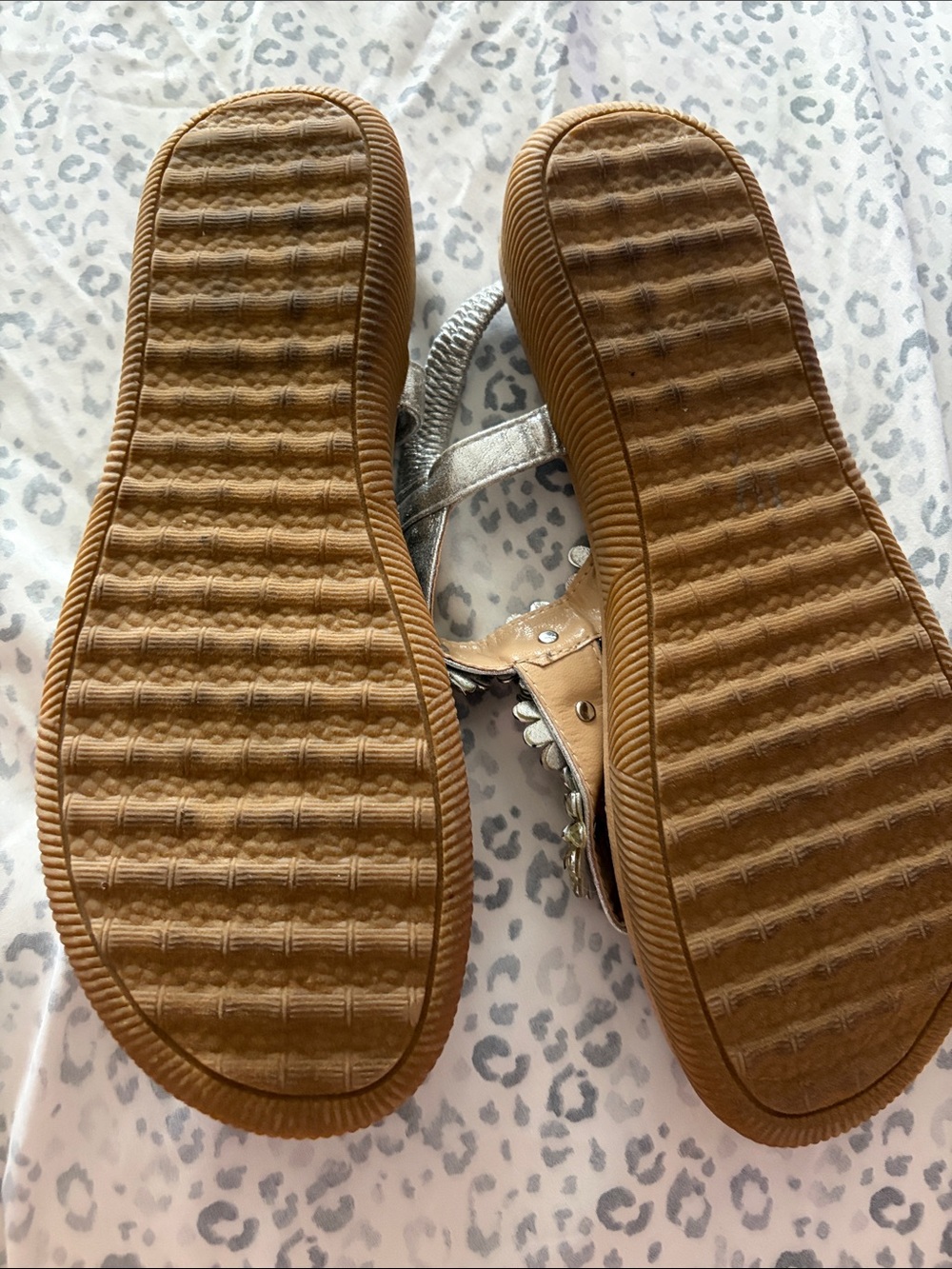 Women's Comfort Silver Jeweled T-Strap Sandals - 10 - Picture 4 of 4